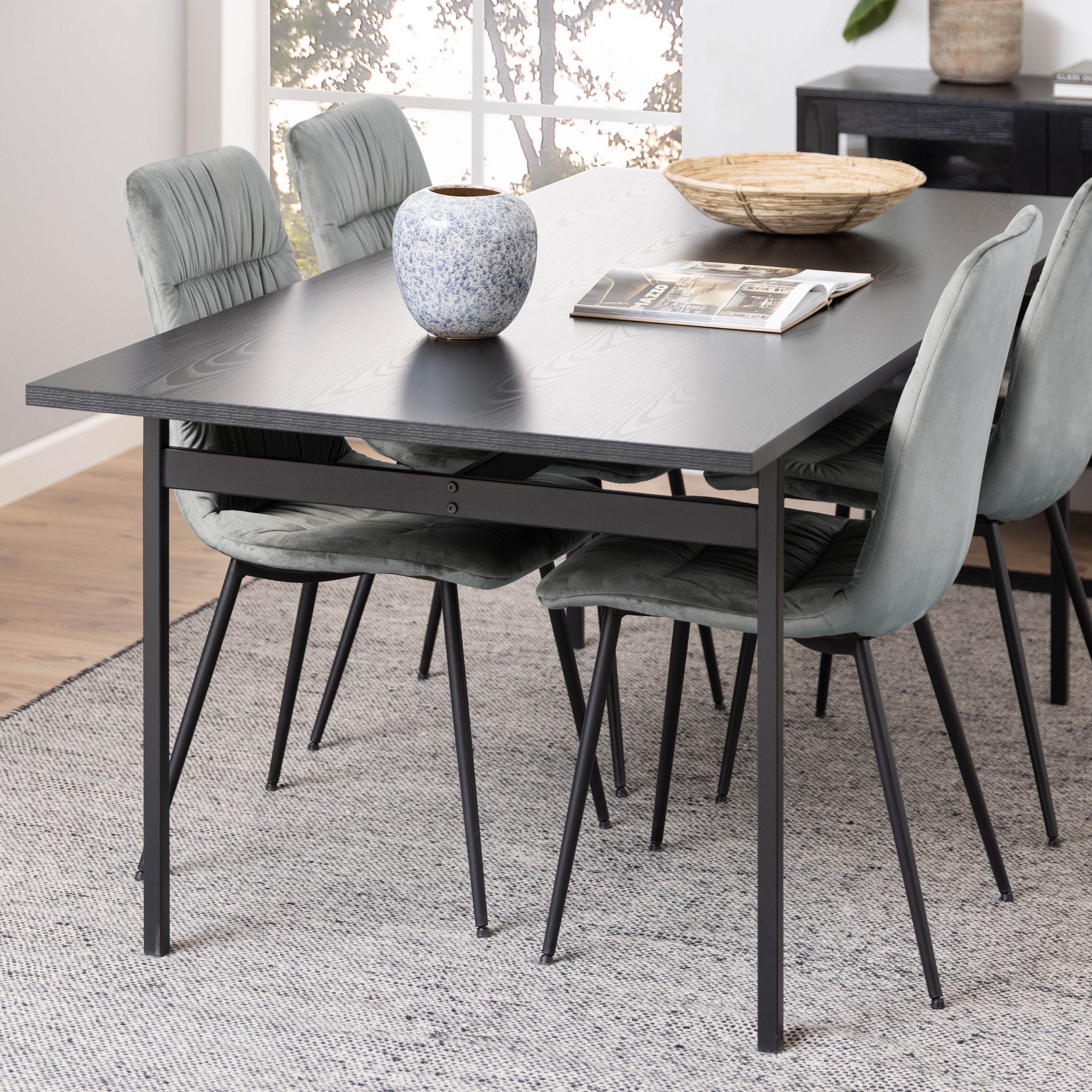 Angus Dining Table in Black - Image 4