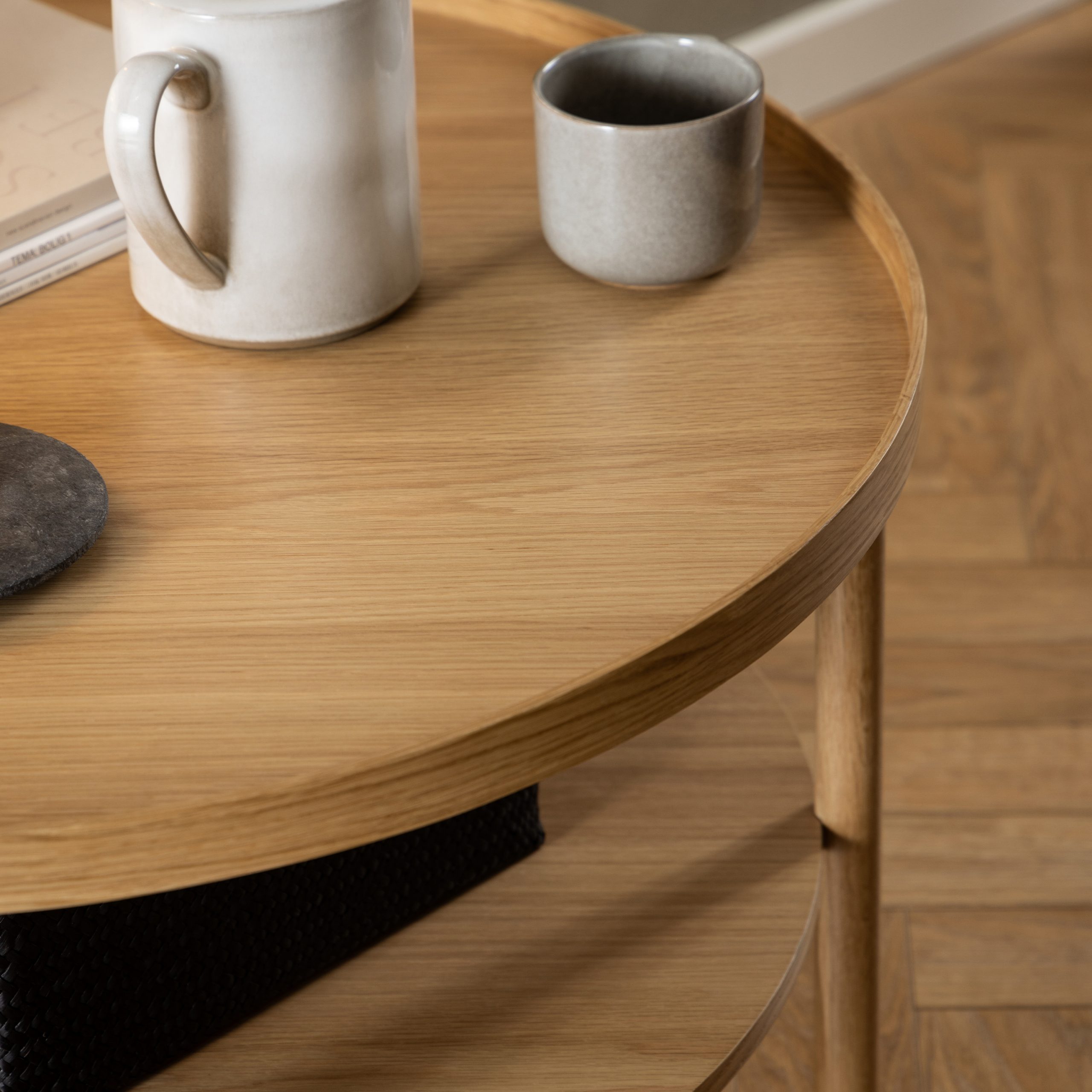 Banbury Round Coffee Table in Oak 80x42cm - Image 4